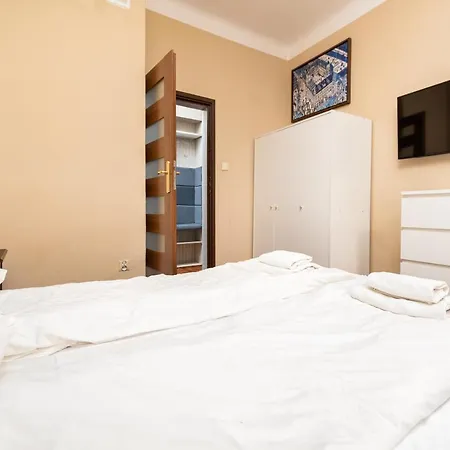 Apartman Pytlasinskiego 16 By Homeprime Varsó